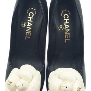 Chanel Black White Classic Camellia Flower Leather Heel Pumps Size 36.5